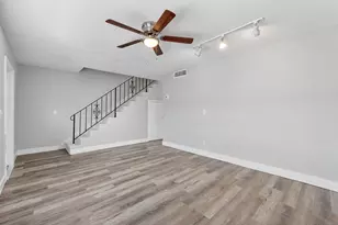 6659 SW 41st Pl, Davie, FL 33314 - Photo 11