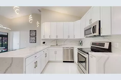 5794 W Parkwalk Cir E, Boynton Beach, FL 33472 - Photo 21