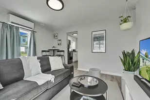 719 SW 2nd Ct, Delray Beach, FL 33444 - Photo 3