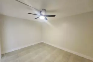 3470 Foxcroft Rd, Miramar, FL 33025 - Photo 7