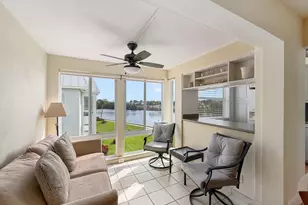 8 Colonial Club Dr, Boynton Beach, FL 33435 - Photo 9