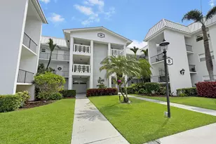 8 Colonial Club Dr, Boynton Beach, FL 33435 - Photo 25