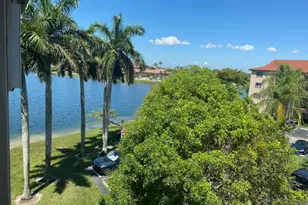 13100 SW 11th Ct SW, Pembroke Pines, FL 33027 - Photo 5
