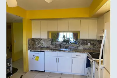 13100 SW 11th Court SW #412c, Pembroke Pines, FL 33027 - Photo 11