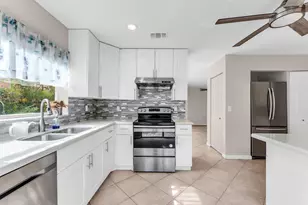 9855 NW 2nd Ct, Plantation, FL 33324 - Photo 13