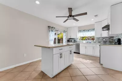 9855 NW 2nd Court, Plantation, FL 33324 - Photo 5