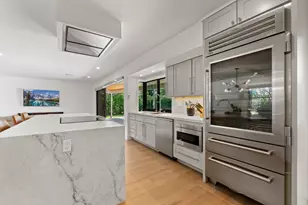 820 Canary Walk, Delray Beach, FL 33483 - Photo 5