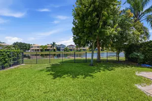 8268 Calabria Lakes Drive, Boynton Beach, FL 33473 - Photo 19