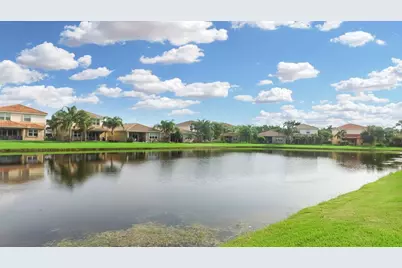8268 Calabria Lakes Drive, Boynton Beach, FL 33473 - Photo 27