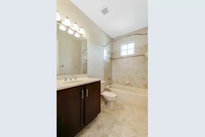 8268 Calabria Lakes Drive, Boynton Beach, FL 33473 - Photo 19