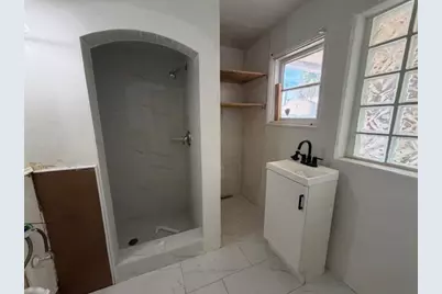 521 48th Street, West Palm Beach, FL 33407 - Photo 9