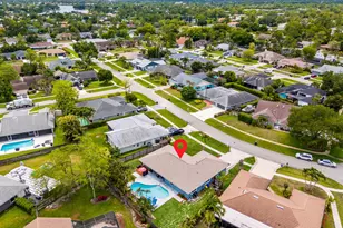 986 Cherry Ln, Wellington, FL 33414 - Photo 41