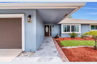 986 Cherry Lane, Wellington, FL 33414 - Photo 3