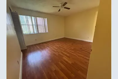 11201 SW 13th Street, Pembroke Pines, FL 33025 - Photo 7