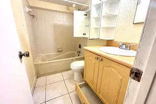11201 SW 13th St, Pembroke Pines, FL 33025 - Photo 53