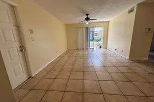11201 SW 13th St, Pembroke Pines, FL 33025 - Photo 9