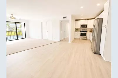 1118 Green Pine Boulevard #G2, West Palm Beach, FL 33409 - Photo 5