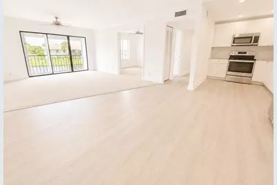 1118 Green Pine Boulevard #G2, West Palm Beach, FL 33409 - Photo 3