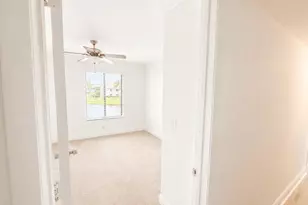 1118 Green Pine Blvd, West Palm Beach, FL 33409 - Photo 11