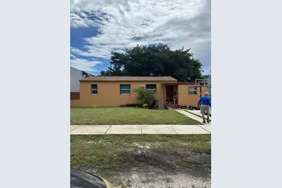2114 Dewey Street, Hollywood, FL 33020 - Photo 1