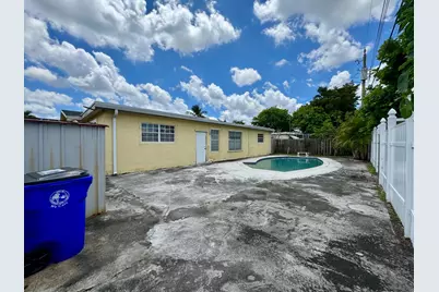 3941 NW 36th Terrace, Lauderdale Lakes, FL 33309 - Photo 19