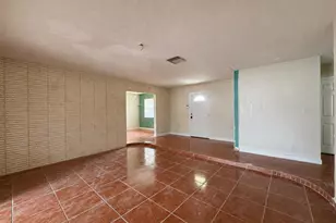 3941 NW 36th Ter, Lauderdale Lakes, FL 33309 - Photo 3