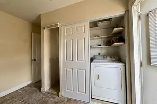 3941 NW 36th Ter, Lauderdale Lakes, FL 33309 - Photo 21