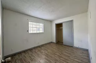 3941 NW 36th Ter, Lauderdale Lakes, FL 33309 - Photo 9