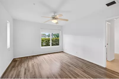 201 Del Rio Boulevard, Boca Raton, FL 33432 - Photo 39