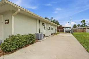670 Nobles St, Sebastian, FL 32958 - Photo 11