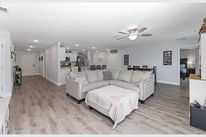692 SW Hamberland Avenue, Port Saint Lucie, FL 34953 - Photo 11