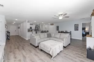 692 SW Hamberland Ave, Port Saint Lucie, FL 34953 - Photo 11