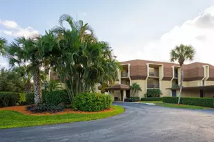 5188 Woodland Lakes Dr, Palm Beach Gardens, FL 33418 - Photo 1