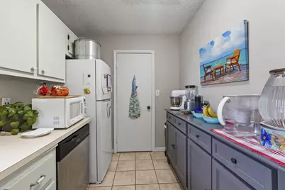 1772 Gulfstream Avenue #C 2, Fort Pierce, FL 34949 - Photo 9