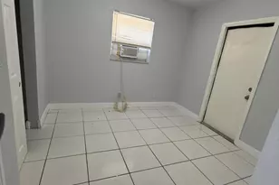 720 SW 7th St, Dania Beach, FL 33004 - Photo 5