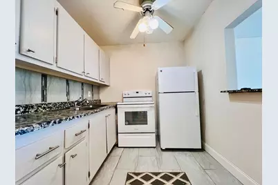 271 Camden L #271, West Palm Beach, FL 33417 - Photo 3