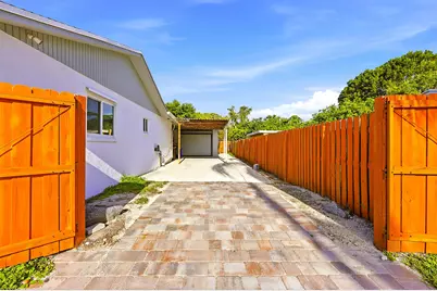 1212 Concord Avenue, West Palm Beach, FL 33417 - Photo 5