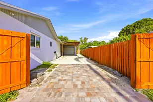 1212 Concord Ave, West Palm Beach, FL 33417 - Photo 5