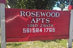 1305 Rosewood Villa Ln, West Palm Beach, FL 33417 - Photo 9