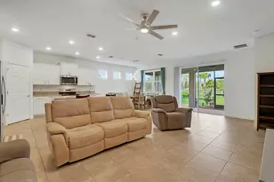 10511 SW Toren Wy, Port Saint Lucie, FL 34987 - Photo 43