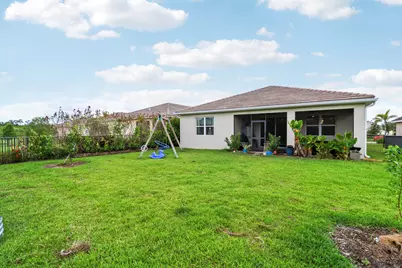 10511 SW Toren Way, Port Saint Lucie, FL 34987 - Photo 5
