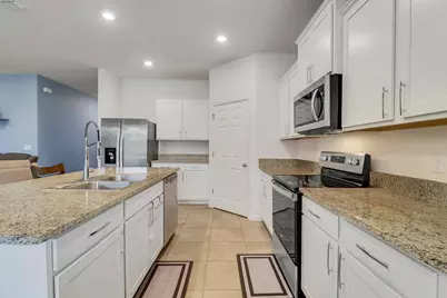 10511 SW Toren Way, Port Saint Lucie, FL 34987 - Photo 15