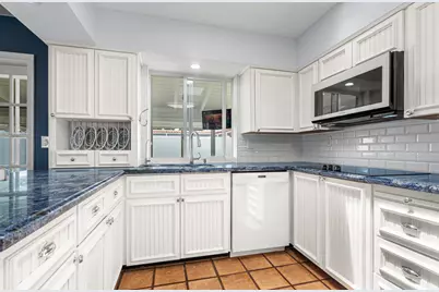 2110 NE 55th Street, Fort Lauderdale, FL 33308 - Photo 47
