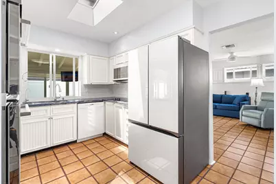 2110 NE 55th Street, Fort Lauderdale, FL 33308 - Photo 37