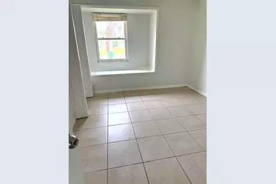 373 NE Orchard Street, Port Saint Lucie, FL 34983 - Photo 9