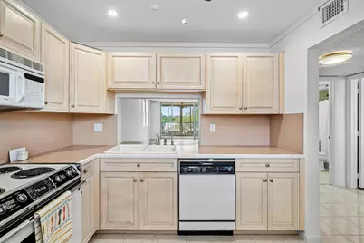 921 Gardenia Drive #370, Delray Beach, FL 33483 - Photo 43