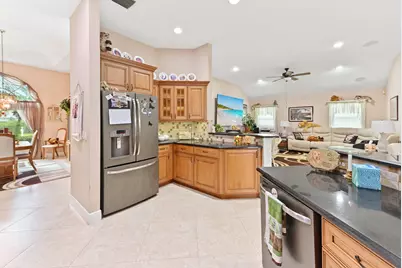 7734 Belmont Drive, Lake Worth, FL 33467 - Photo 13