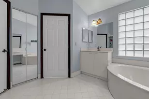 7925 Ambleside Way, Lake Worth, FL 33467 - Photo 15