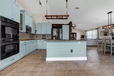 7925 Ambleside Way, Lake Worth, FL 33467 - Photo 9