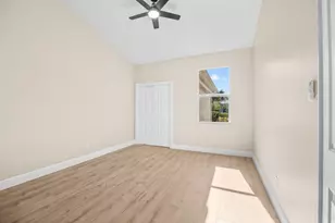 10206 Isle of Pines Ct, Port Saint Lucie, FL 34986 - Photo 23